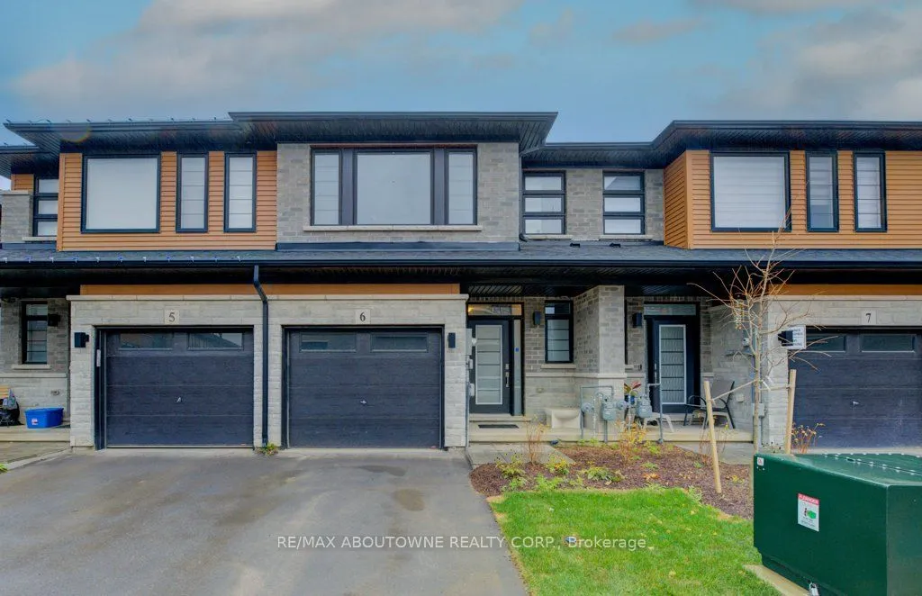461 Blackburn Drive, Brantford, ON N3T 0W9