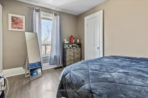135 Sherwood Drive, Brantford, ON N3T 1N8