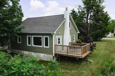 8 Cedar Drive, Bluewater, ON N0M 1G0