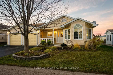 156 Gracehill Crescent, Hamilton, ON L8B 1A5