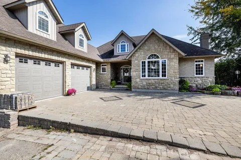 24 Gilson Point Place, Kawartha Lakes, ON K0M 2C0