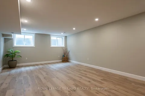 132 Aspen Circle, Thames Centre, ON N0M 2P0