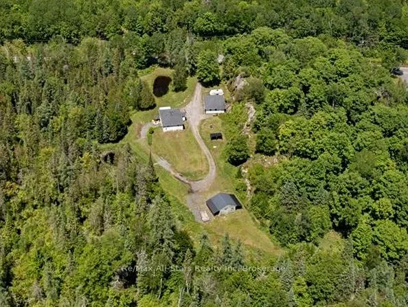 410 Etwell Road, Huntsville, ON P1H 2J2