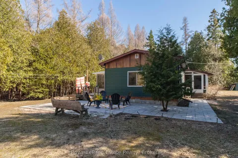 705 Third Avenue, South Bruce Peninsula, ON N0H 2G0