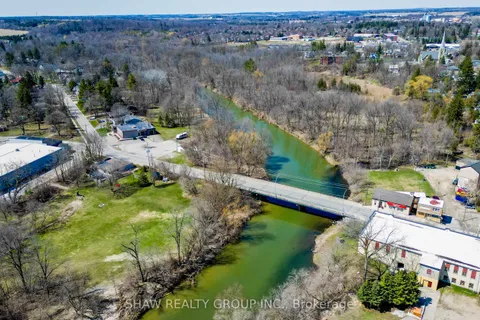 1276 Swan Street, North Dumfries, ON N0B 1E0
