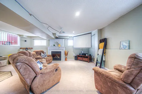 128 Harwood Road, Cambridge, ON N1S 4S7