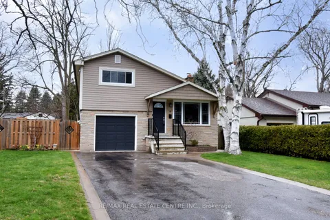 6 Brierwood Avenue, Grimsby, ON L3M 1J6