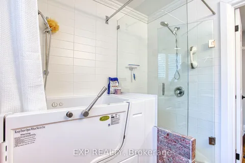 14 George Street, Grimsby, ON L3M 3Y4