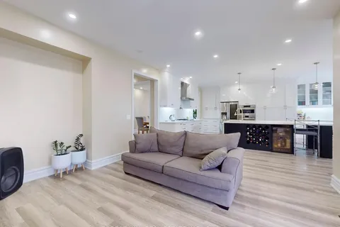 740 Cedar Street, Shelburne, ON L9V 3V9