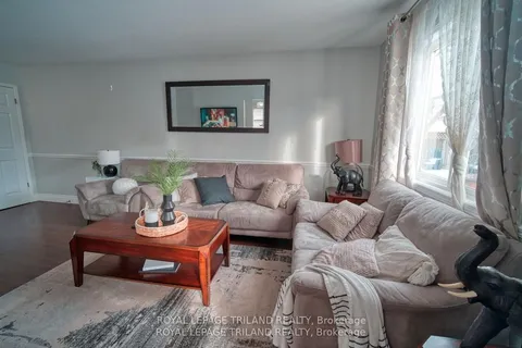 58 Stonehenge Court, London, ON N5V 4M6