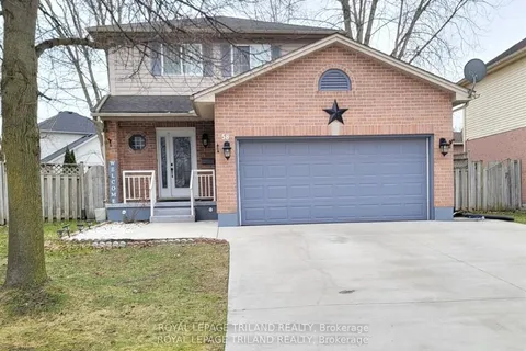 58 Stonehenge Court, London, ON N5V 4M6