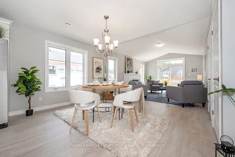 16 Bluffs View Boulevard, Ashfield-Colborne-Wawanosh, ON N7A 0C1