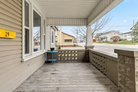 29/31 London Street, Tillsonburg, ON N4G 2K9