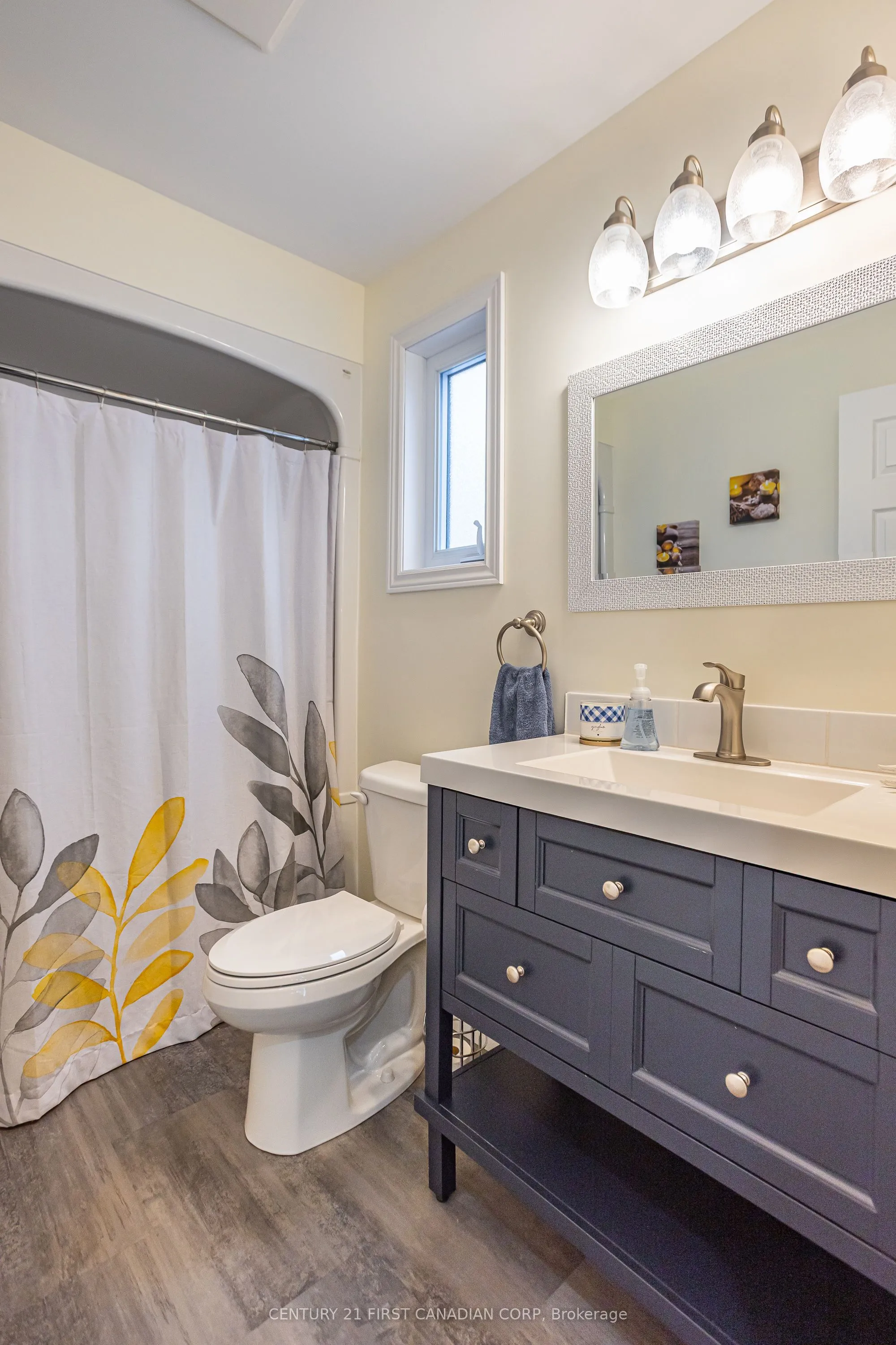 37 Walker Street, Lambton Shores, ON N0M 1T0