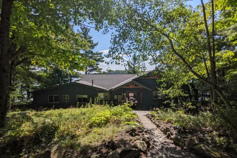 1384 Fish Hatchery Road, Muskoka Lakes, ON P0B 1M0