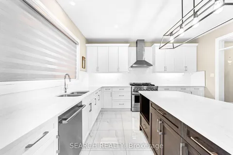 204 BOARDWALK Way, Thames Centre, ON N0L 1G3
