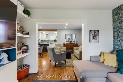17 Regent Place, Welland, ON L3B 3L6