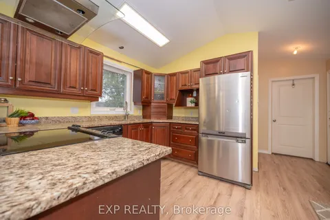4190 Calabogie Road, Greater Madawaska, ON K0J 1H0