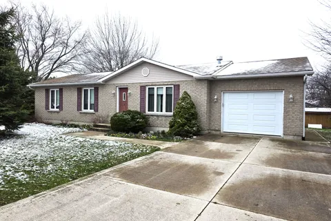 29 Memorial Park Drive, Kincardine, ON N0G 2T0