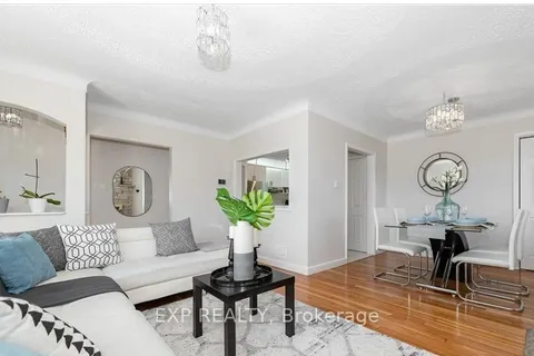 109 MEADOWLANDS Drive, Meadowlands - Crestview and Area, ON K2G 2S1