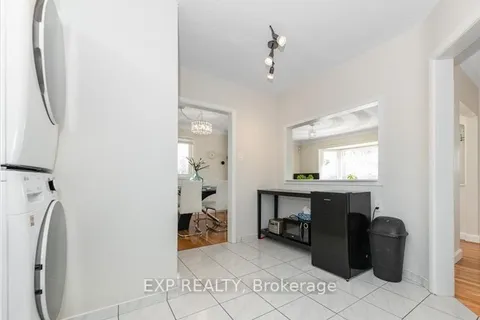 109 MEADOWLANDS Drive, Meadowlands - Crestview and Area, ON K2G 2S1