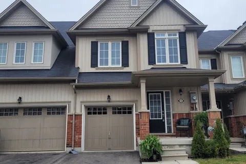 12 Lynch Crescent, Hamilton, ON N3W 1G8