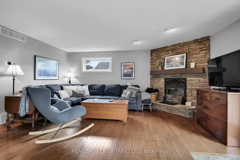 301&303 Frances Street, Central Elgin, ON N5L 1B2