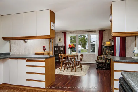 529 Old Highway 2 Highway, Quinte West, ON K8V 5P5
