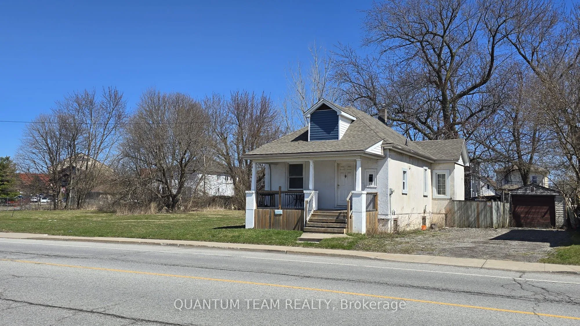 4128 Victoria Avenue, Niagara Falls, ON L2E 4B4