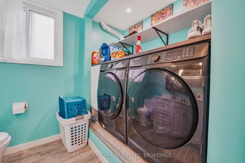 34 Westwood Crescent, Welland, ON L3C 4R3