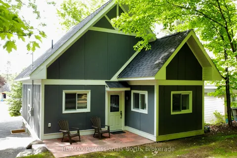 187 MAIN Street, Huntsville, ON P1H 1X9