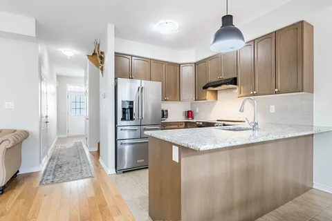 173 Kinsman Drive, Hamilton, ON L0R 1C0