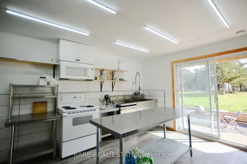 62 Mitchells Cross Road, Prince Edward County, ON K0K 2T0