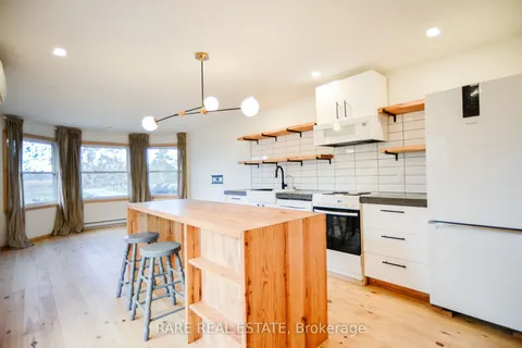 62 Mitchells Cross Road, Prince Edward County, ON K0K 2T0