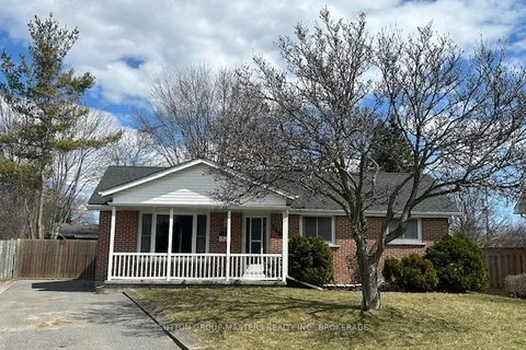 146 Harvard Place, Loyalist, ON K7N 1J6