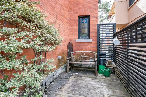 72 MACLAREN Street, Ottawa Centre, ON K2P 0K6