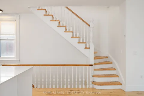 72 MACLAREN Street, Ottawa Centre, ON K2P 0K6