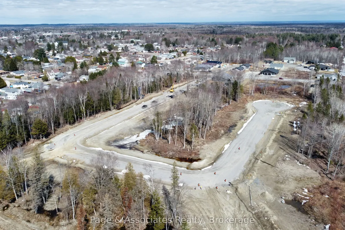 45 Brianne Court, ON P2B 0C6