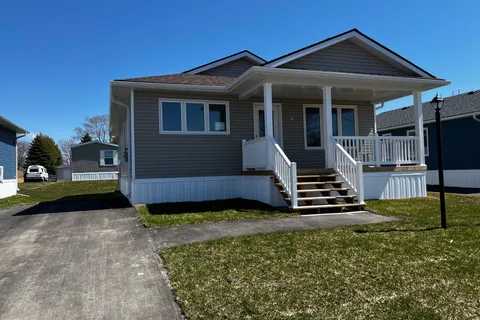 18 Bluffs View Boulevard, Ashfield-Colborne-Wawanosh, ON N7A 0C1