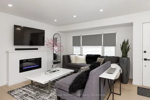1125 Jane Street, North Bay, ON P1B 3J2