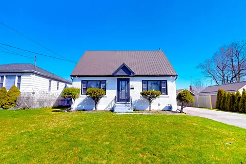 6077 Coholan Street, Niagara Falls, ON L2J 1K7