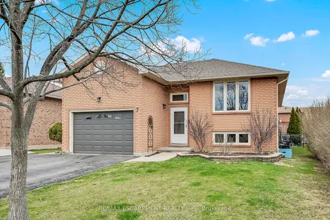 7 Country Club Road, Haldimand, ON N0A 1E0
