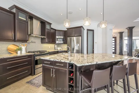 7071 Clayton Walk, ON N6P 0A1