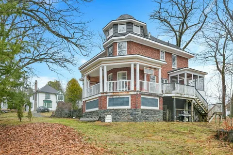 20 Belvedere Avenue, Parry Sound, ON P2A 2A1
