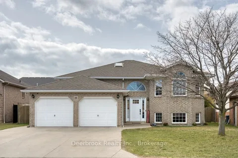 11 Marie Crescent, Leamington, ON N8H 5J2