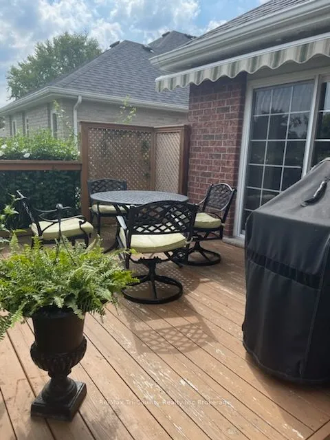 18 Jones Crescent, Tillsonburg, ON N4G 5X5