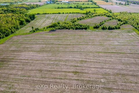 E 1/2 LT 29-30 CON 4; Sideroad 30 N/A, ON N0H 1B0