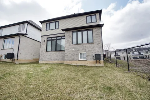 1558 Chickadee Trail, ON N6M 0K1