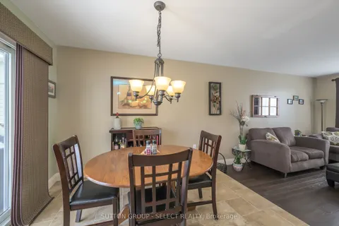 99 Inverary Crescent, ON N6G 3L7