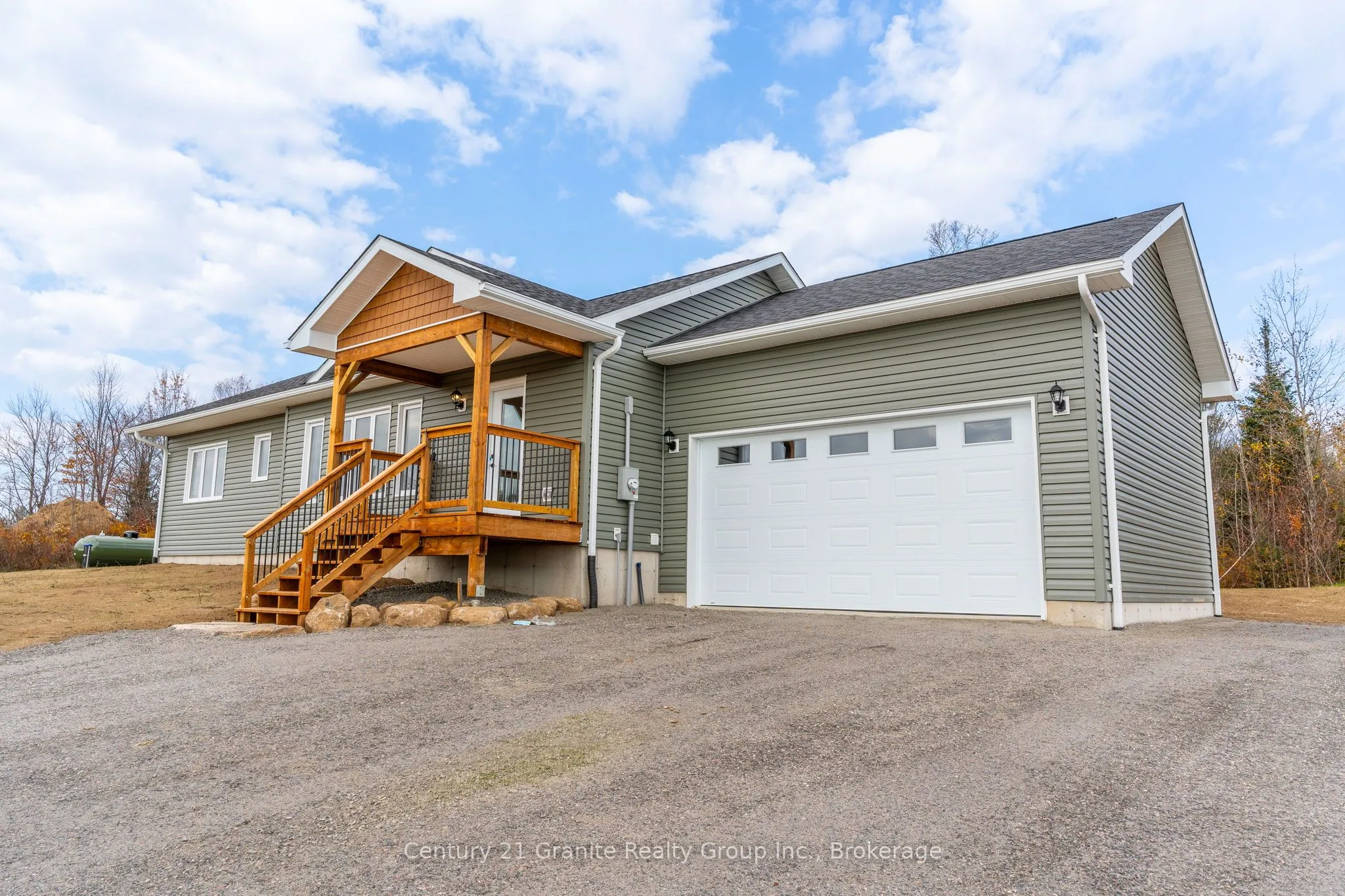 1026 PIPER GLEN Road, Minden Hills, ON K0M 2K0